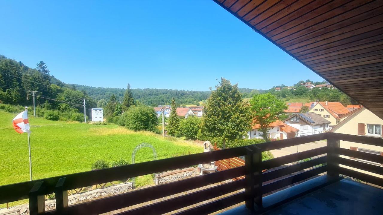 Ferienhaus Waldblick Sonnenbühl Exterior foto